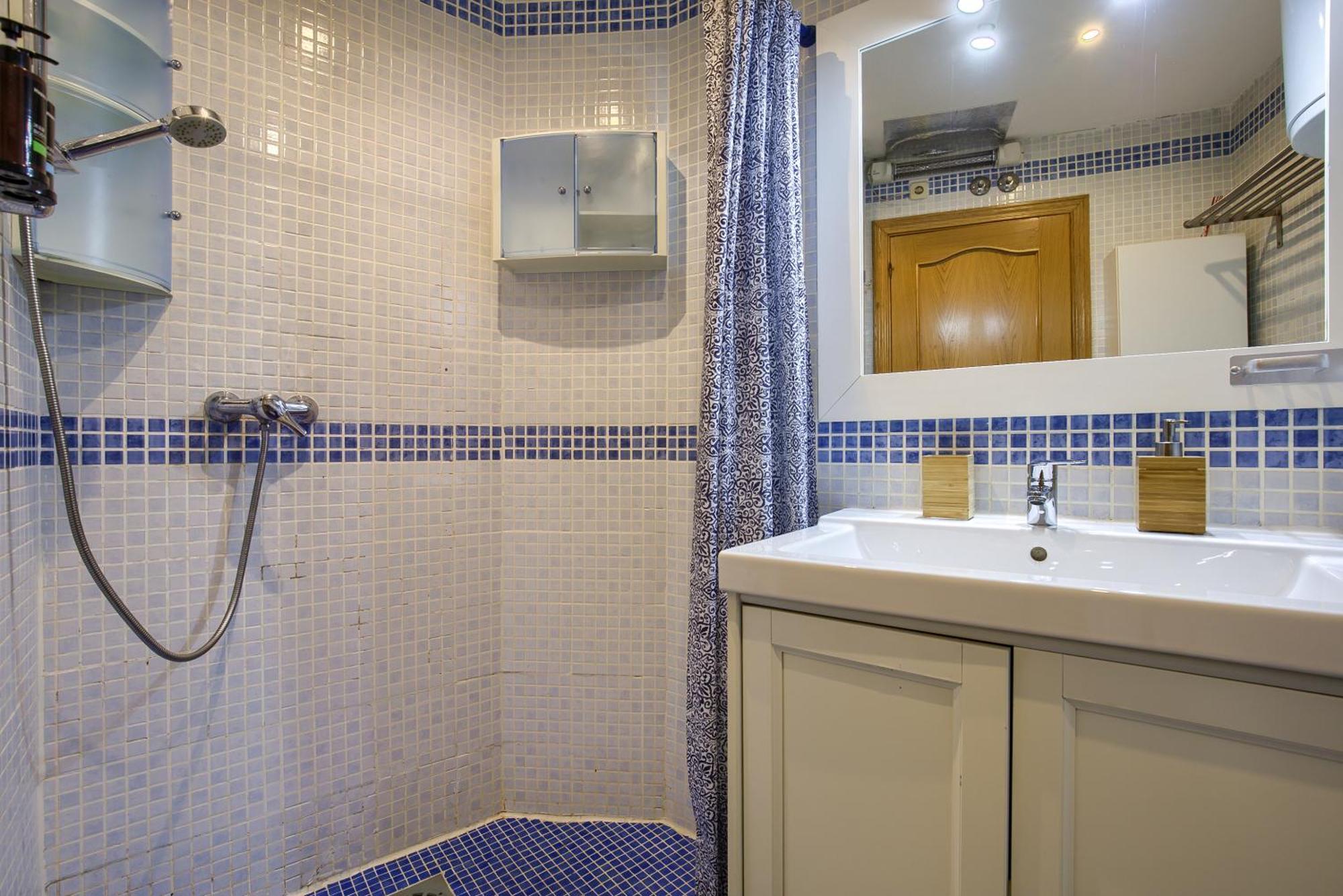 Casona 44 - Apartamento Para 2 Con Wifi, Ac Y Patio Exterior Алькала-де-Енарес Екстер'єр фото