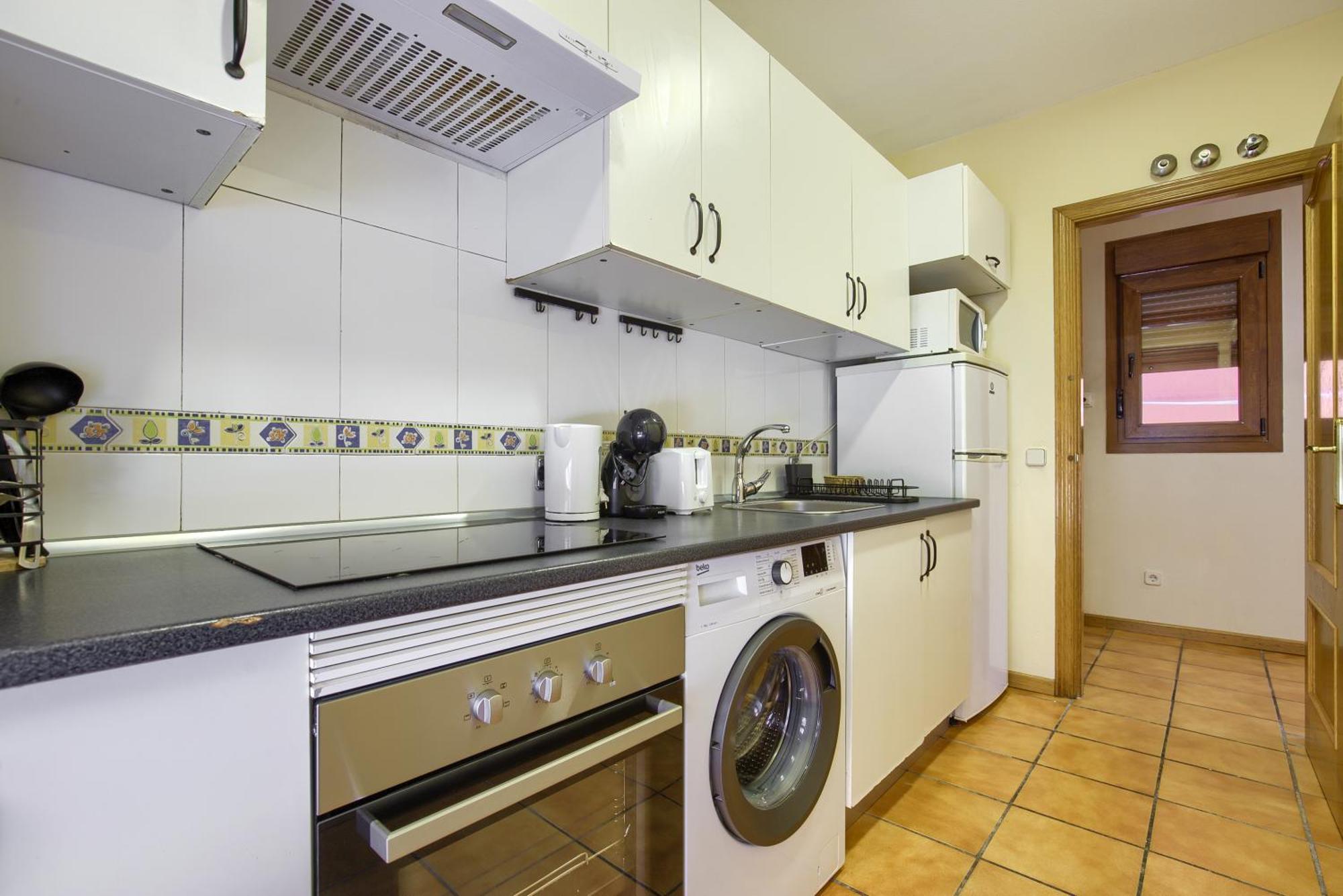Casona 44 - Apartamento Para 2 Con Wifi, Ac Y Patio Exterior Алькала-де-Енарес Екстер'єр фото